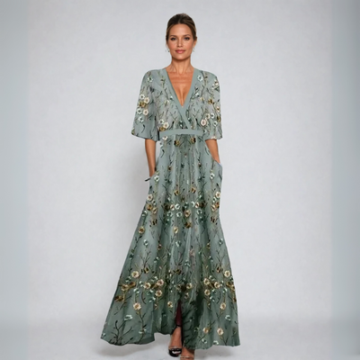 Elegant Dress – Timeless Design with Chic Sophistication