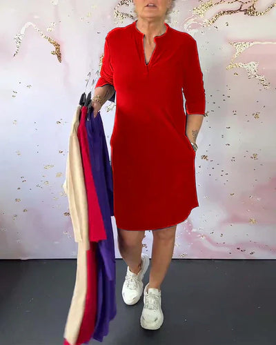 Savanna - Simple V-neck Dress