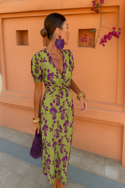 Timeless Floral Elegance for the Modern Woman