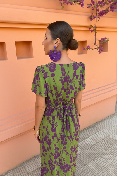 Timeless Floral Elegance for the Modern Woman