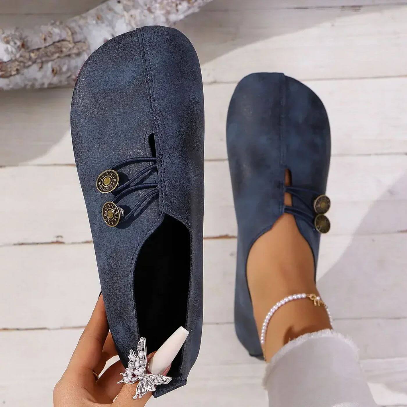Lydia - Soft and Flexible Orthopaedic Shoes