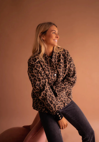 Luxe Leopard Bomber Jacket – Timeless Elegance Meets Bold Style