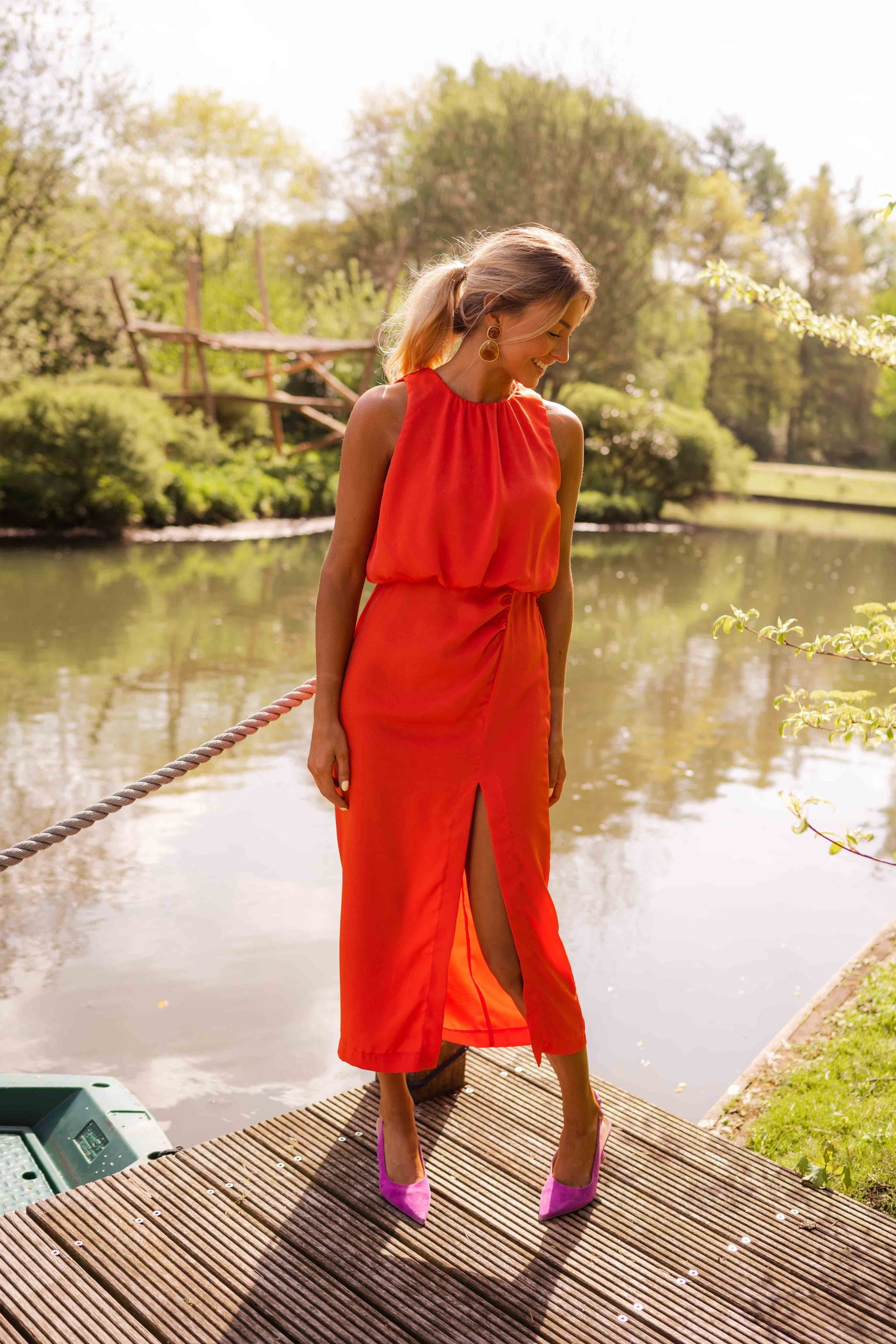 Classic Midi Dress – Timeless Elegance, Effortless Sophistication