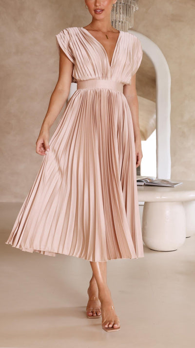 Ria - Elegant pleated dress
