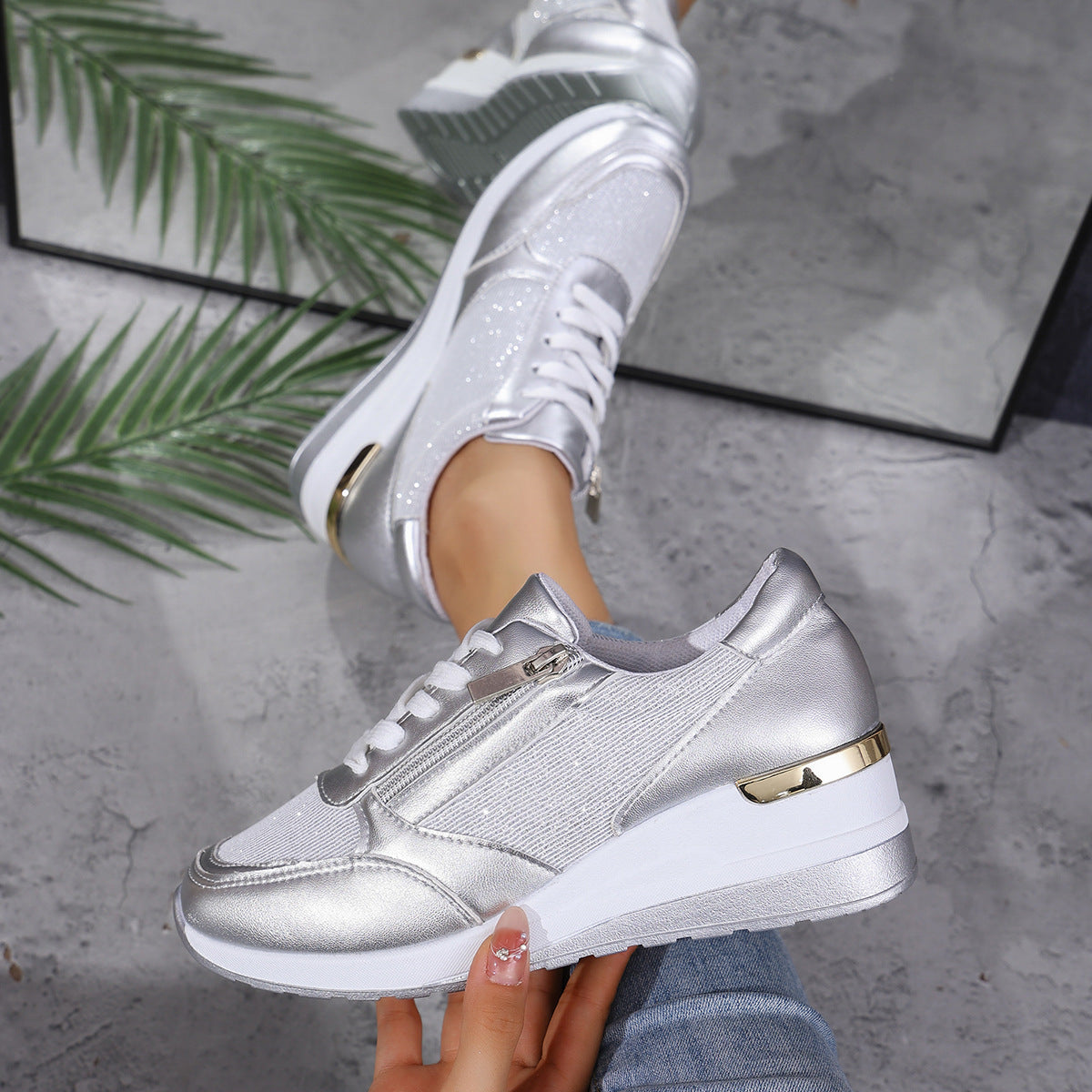 Alvine - Chic Sneakers