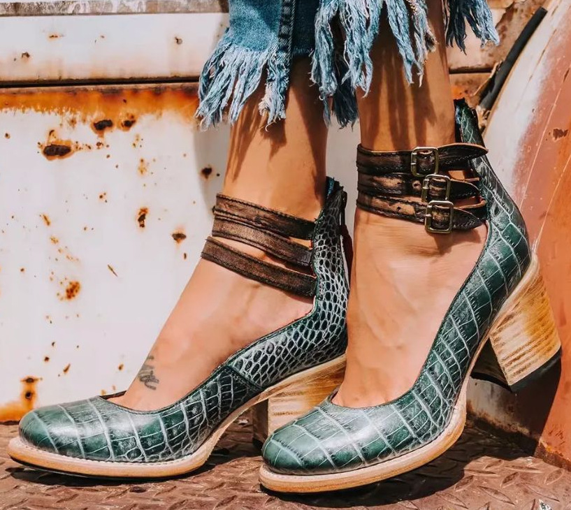 Lea - Heels