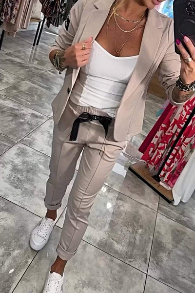 Ava - Blazer Set