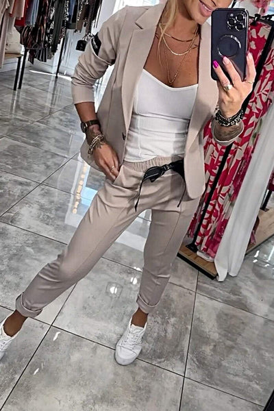 Ava - Blazer Set