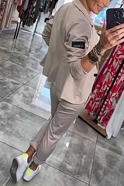 Ava - Blazer Set