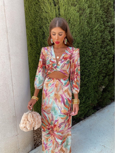 Lily - Elegant Dress with Cut-Out