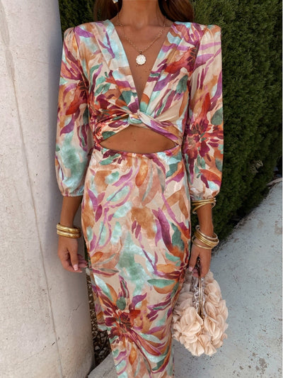 Lily - Elegant Dress with Cut-Out